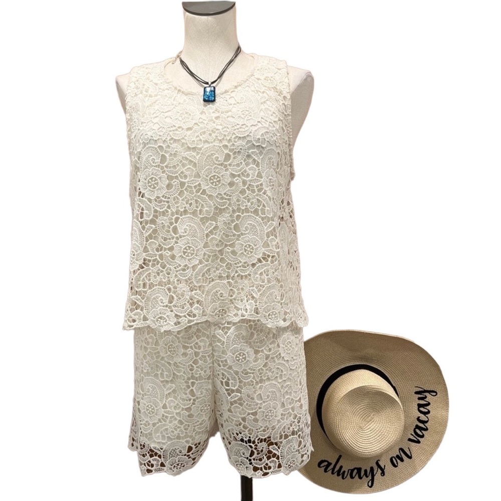 J Gee crème white lace sun brunch party sleeveless shorts cotton lined romper